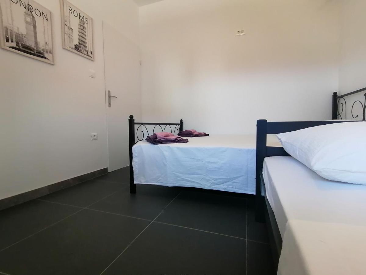 Villa Marta 3 Bedrooms, 2 Baths And Pool Kastel Stafilic ภายนอก รูปภาพ