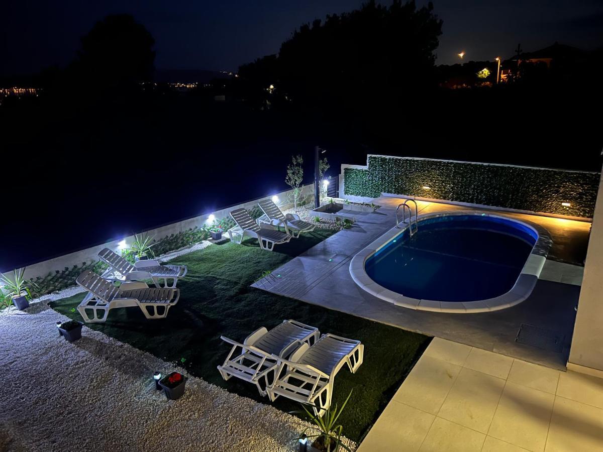 Villa Marta 3 Bedrooms, 2 Baths And Pool Kastel Stafilic ภายนอก รูปภาพ
